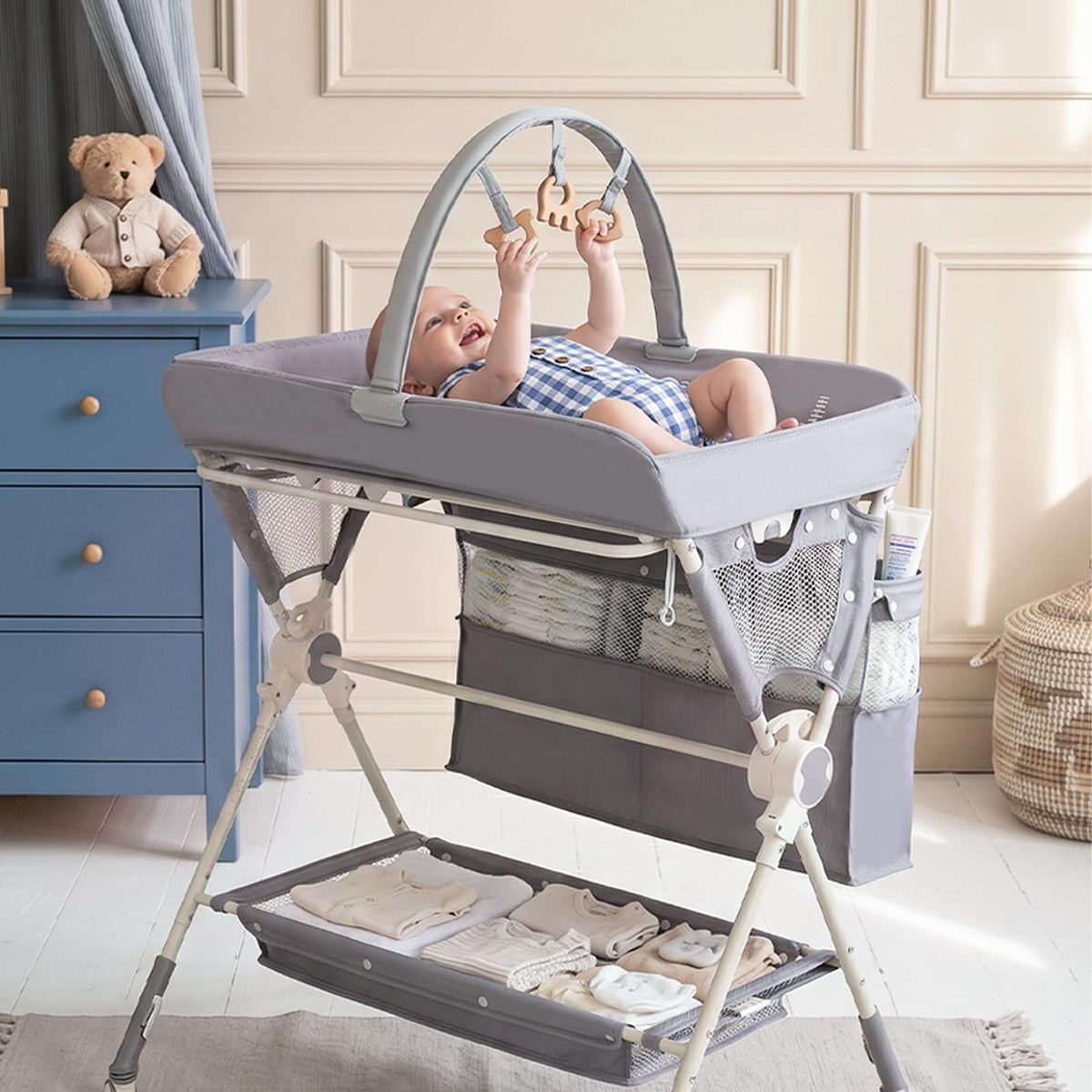 Portable Baby Changing Table with Wheels T20053